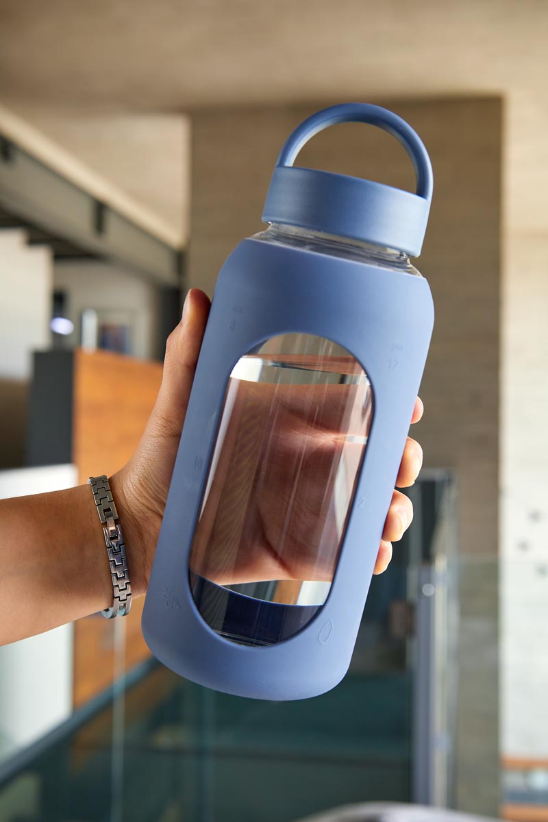Botella IDARA de vidrio borosilicato para hidratación