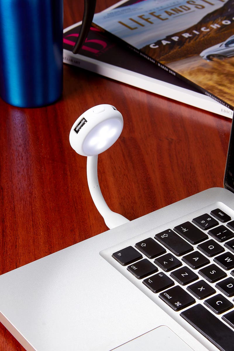 Hub USB HEZE con cuatro puertos USB 2.0