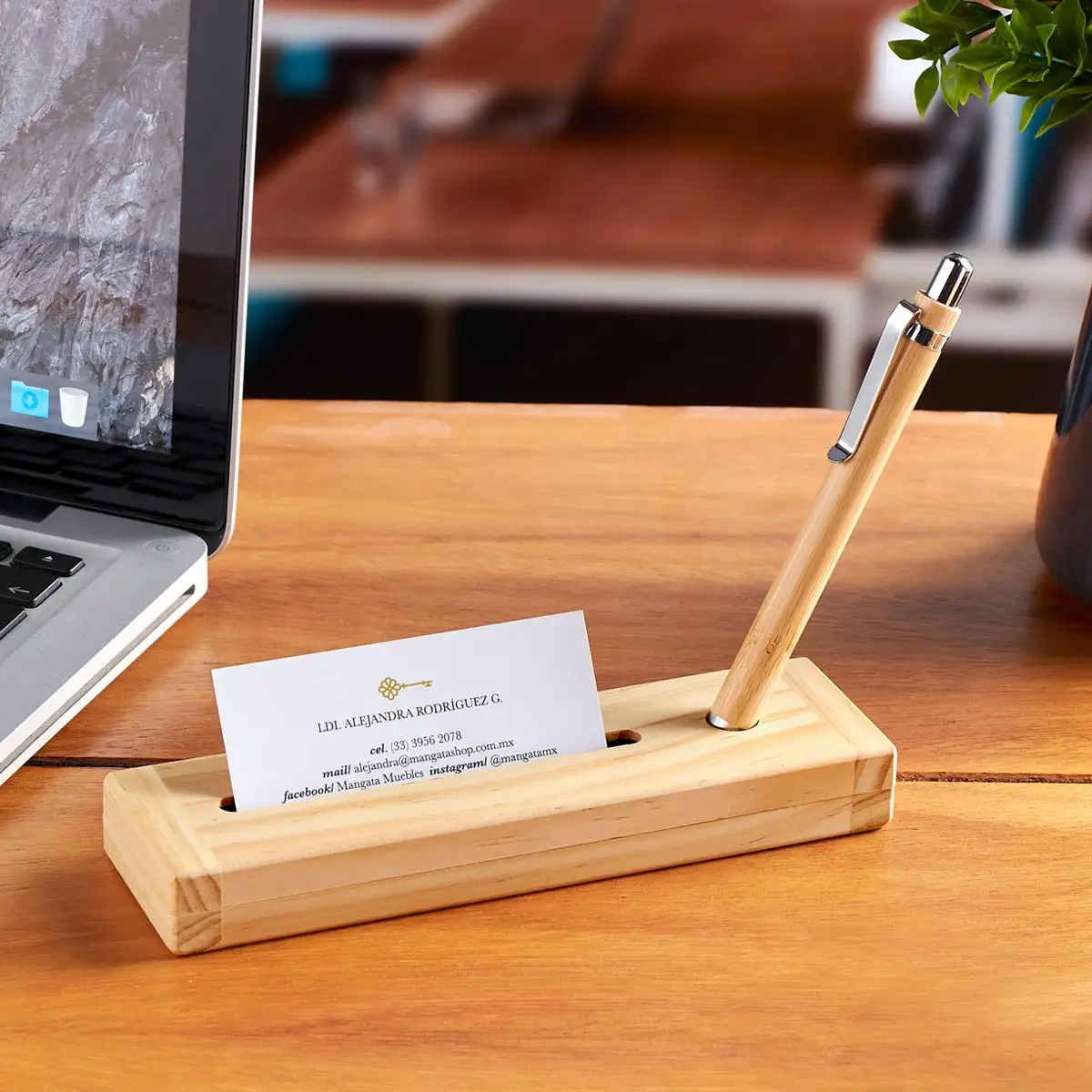Regalo ejecutivo de madera para empresas.