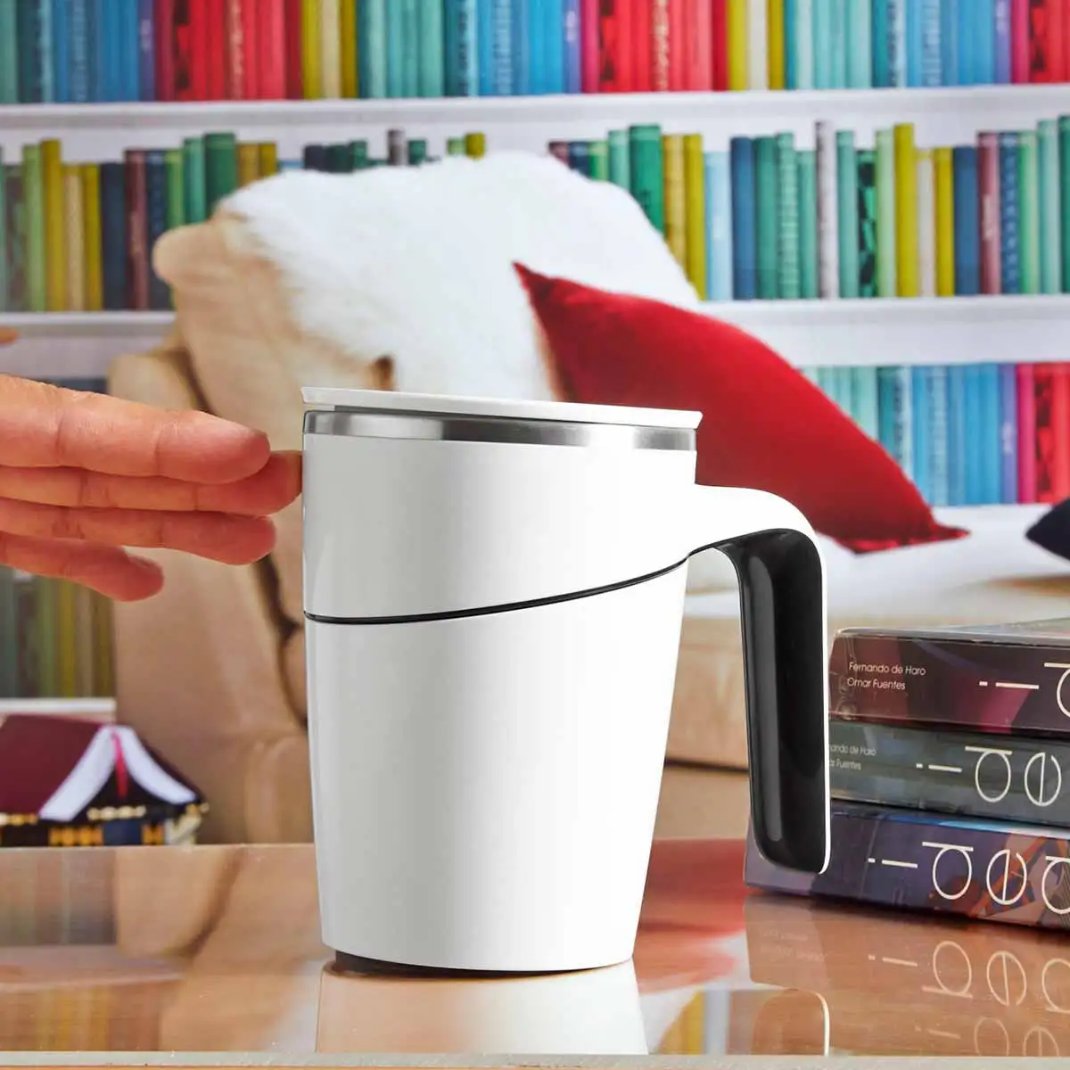 Taza de doble pared para escritorios corporativos.