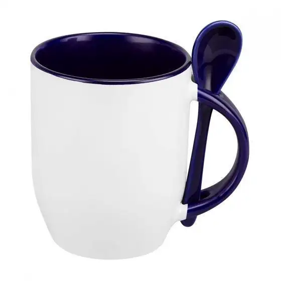 Taza para sublimación con exterior blanco y cuchara.