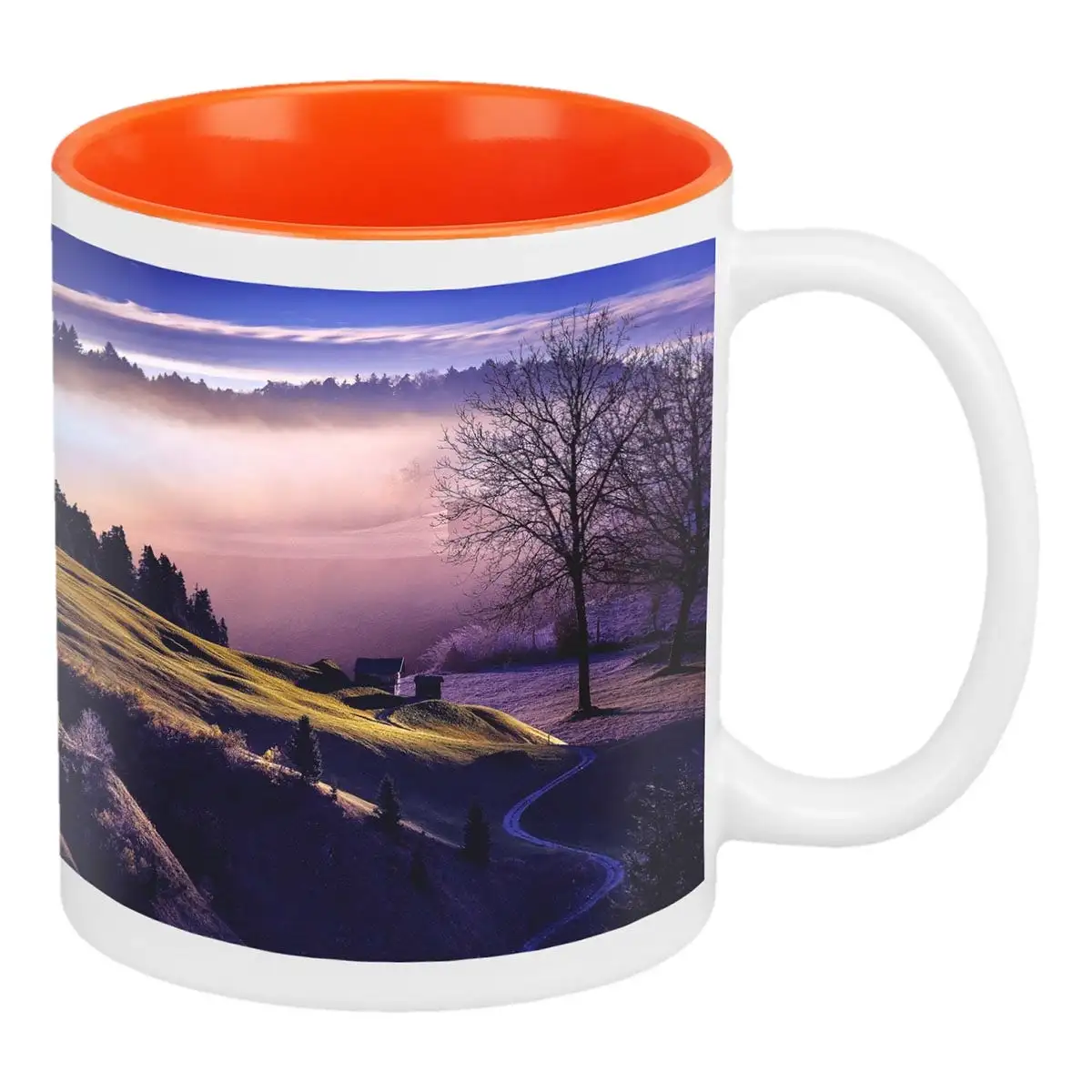 Taza con interior de color para personalización gráfica.