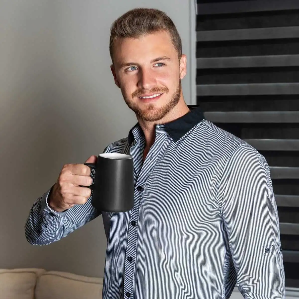 Taza SAIMAA con interior blanco de 11 oz.