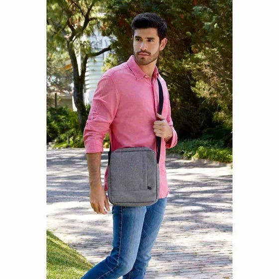 Mochila con compartimentos ocultos.